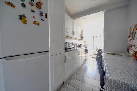 89 Halstead Road, London, N21 3DR