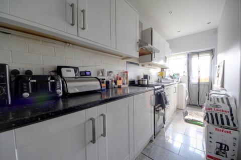 89 Halstead Road, London, N21 3DR