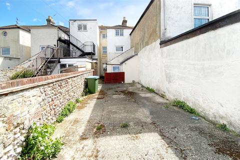 Flat 3, 65 Arundel Road, Littlehampton, BN17 7DE