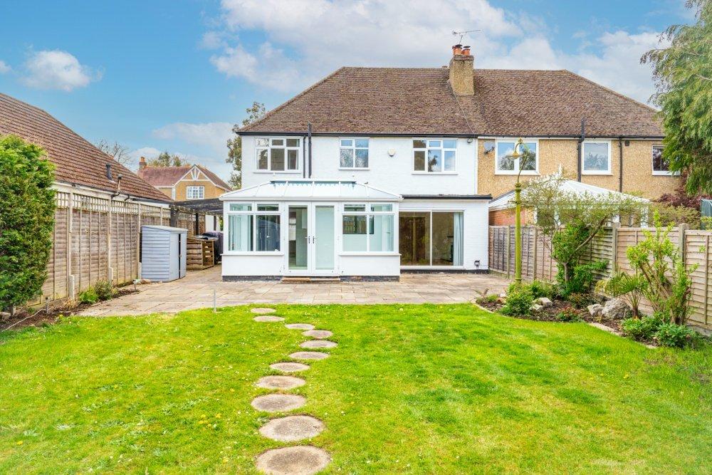 Nortoft Road, Chalfont St. Peter, Gerrards Cross 5 bed semidetached house £2,450 pcm (£565 pw)