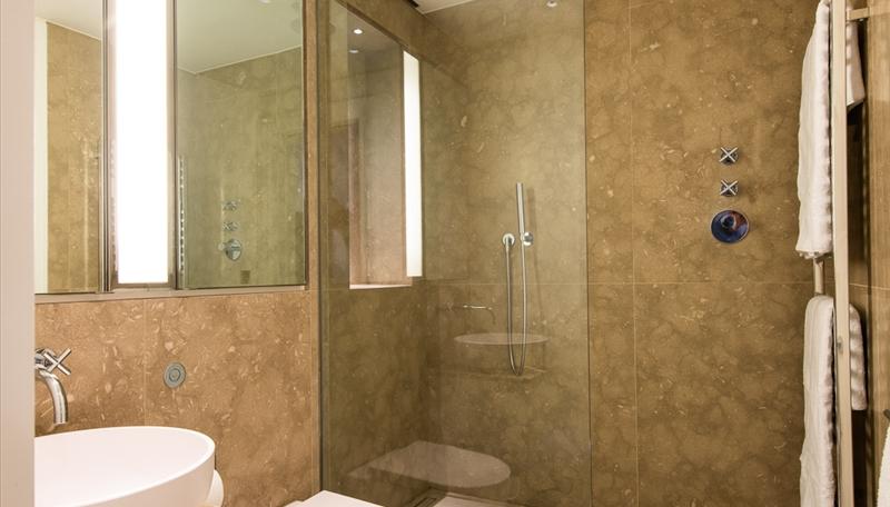 En-suite bathroom