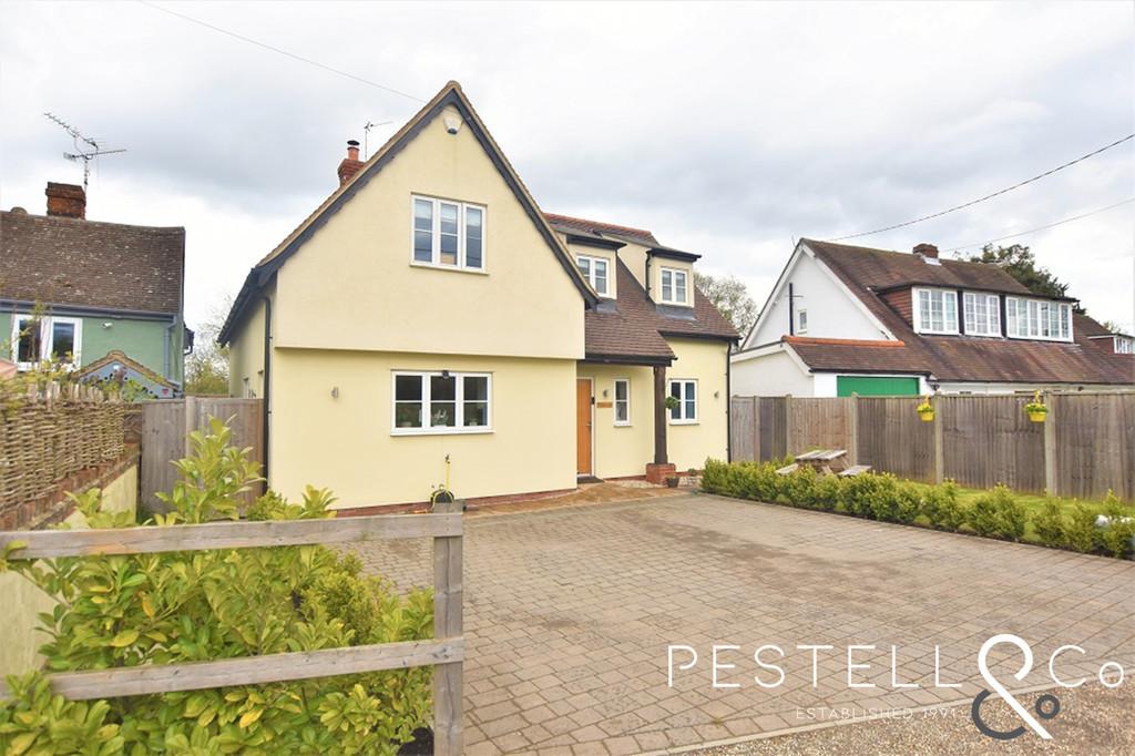 Mole Hill Green, Takeley 4 bed detached house £585,000