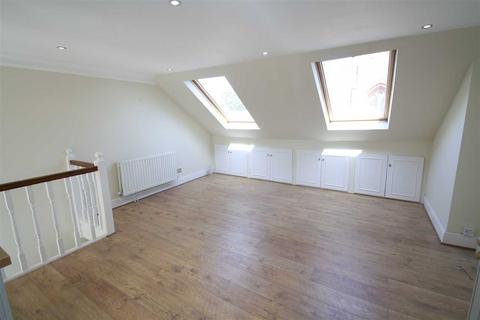 2 bedroom property to rent, Thornfield Road, Shepherd's Bush W12