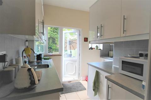 18 Hanworth Road, Feltham, TW13 5AB