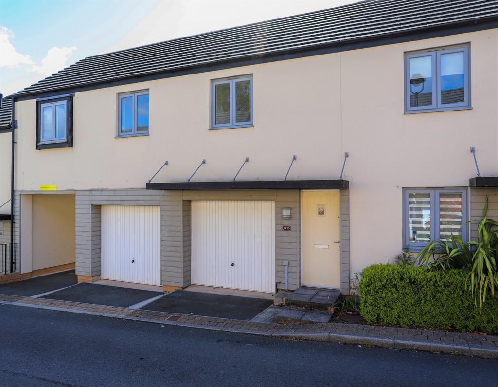 Orleigh Cross, Newton Abbot 2 bed apartment £165,000