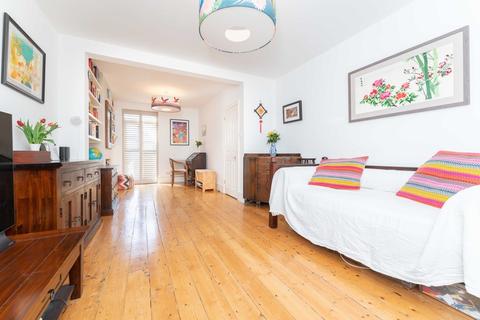 68 Framfield Road, London, W7 1NH