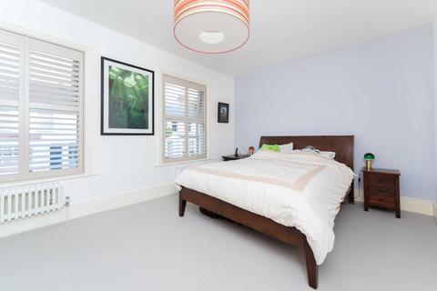68 Framfield Road, London, W7 1NH