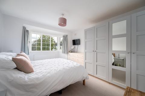 High Noon Rising Lane, Lapworth, Solihull, B94 6JE