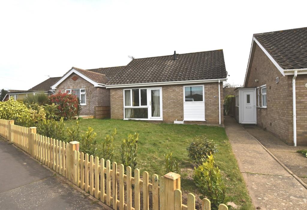 Roughton Road, Cromer 2 bed detached bungalow for sale £245,000