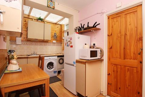 3 Cross Street, Ynyshir, Porth, CF39 0HN