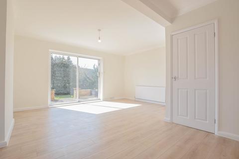 undefined, Norris Rise, Hoddesdon EN11