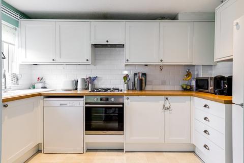 36 Kerr Close, Knebworth, SG3 6AB