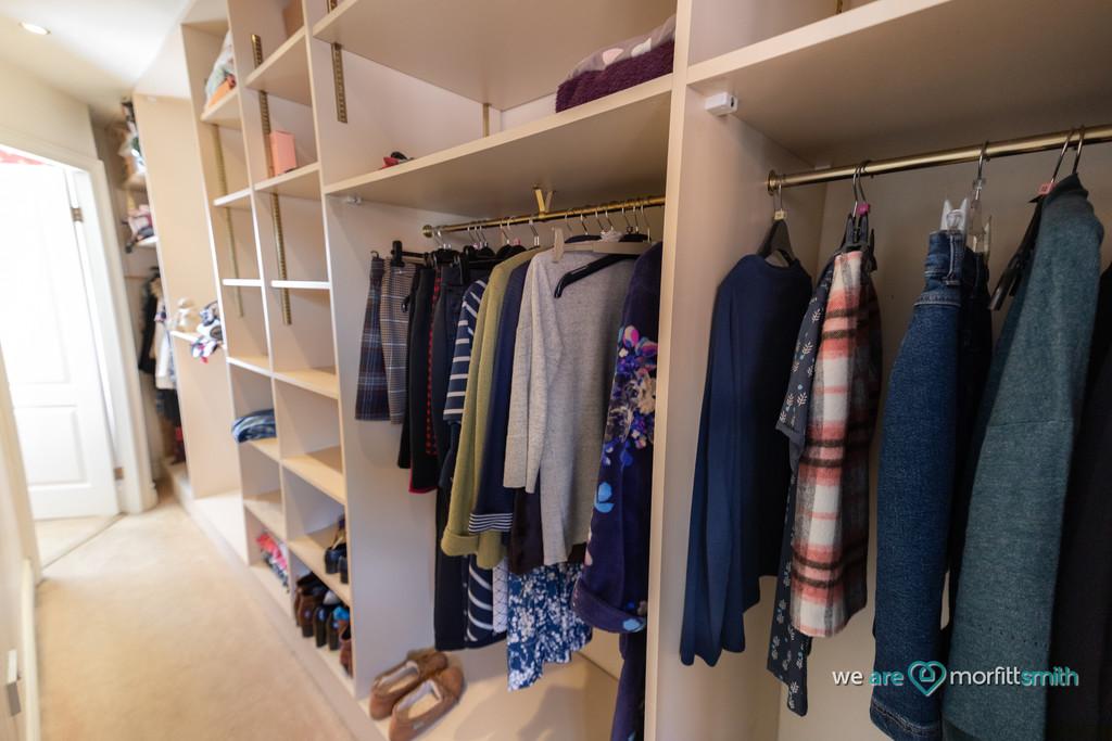 Walk-In Wardrobe