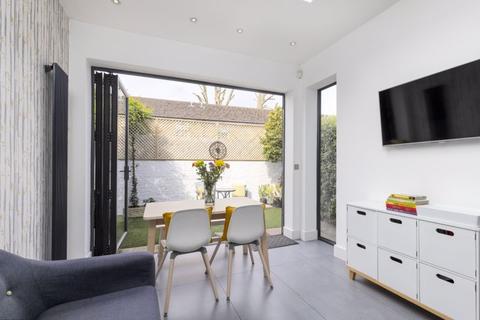 48 Agnes Road, London, W3 7RF