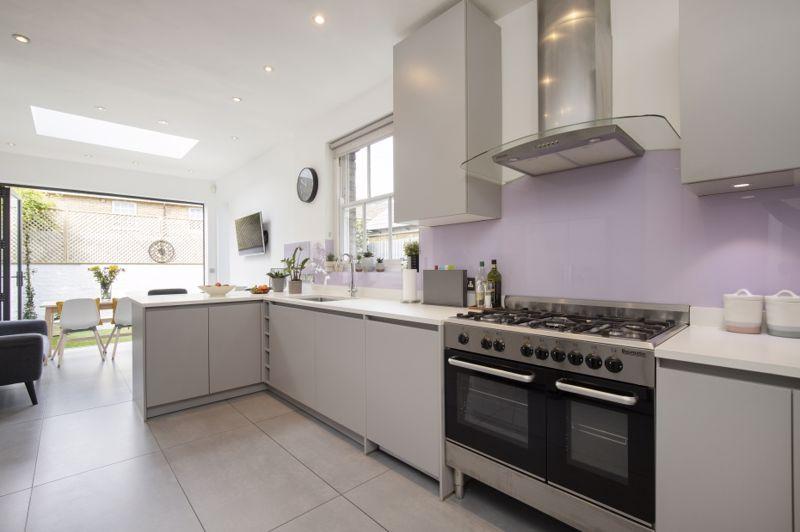 Agnes Road W3 5 bed semidetached house £1,100,000