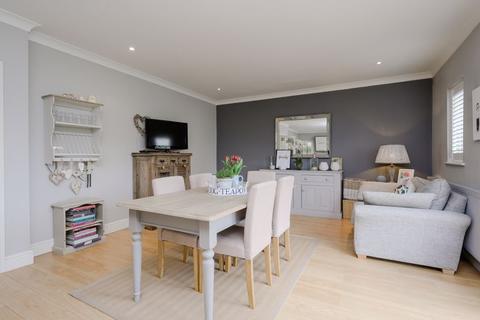 Cedarlands Forest Road, Effingham Junction, Leatherhead, KT24 5HL