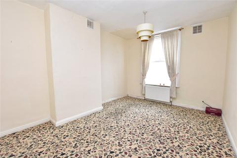 10 Nowell Parade, Leeds, LS9 6JA