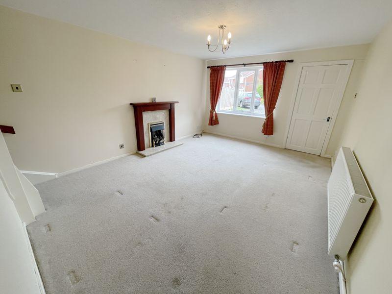 Aspendale Close, Longton 2 bed semidetached house £164,950