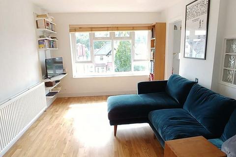 1 bedroom flat for sale, Colney Hatch Lane, Friern Barnet, London, N11 3DQ