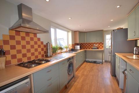 3 bedroom house to rent, Curzon Road, Bournemouth BH1