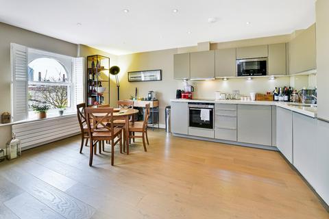 1 bedroom flat for sale, Fulham Road, Chelsea, London