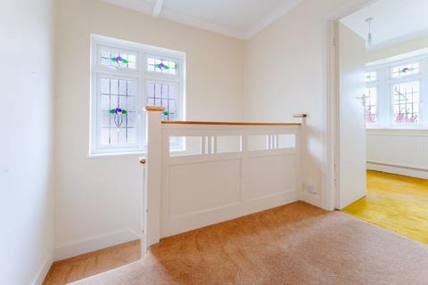 14 Northey Avenue, Cheam, Sutton, SM2 7HR
