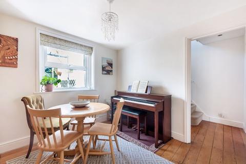 53 William Road, Sutton, SM1 4QT