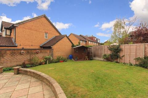 1 Bards Corner, Hemel Hempstead, HP1 3RR
