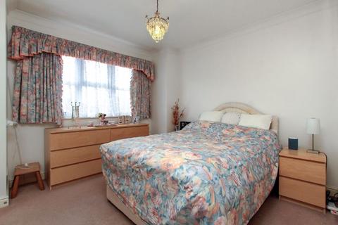 1 Bards Corner, Hemel Hempstead, HP1 3RR