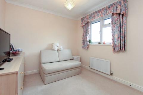 1 Bards Corner, Hemel Hempstead, HP1 3RR