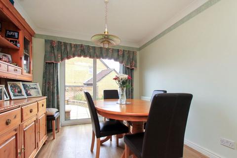 1 Bards Corner, Hemel Hempstead, HP1 3RR