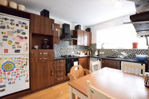 1 Howe Road, Hemel Hempstead, HP3 9JN