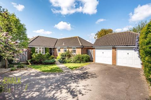 2a Rayburn Road, Hornchurch, RM11 3AP