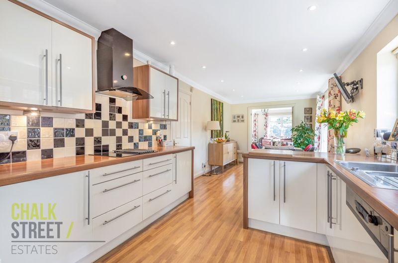 Rayburn Road, Hornchurch, RM11 3 bed detached bungalow £725,000