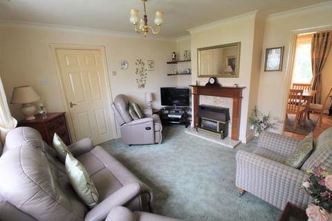 32 Heol Orsaf, Johnstown, Wrexham, LL14 2TN