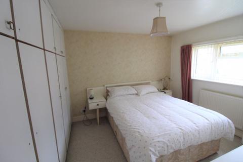 32 Heol Orsaf, Johnstown, Wrexham, LL14 2TN