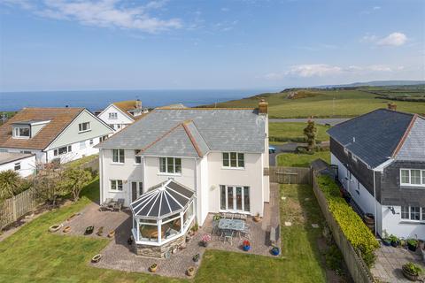 1 Gavercoombe Park, Tintagel, PL34 0DS