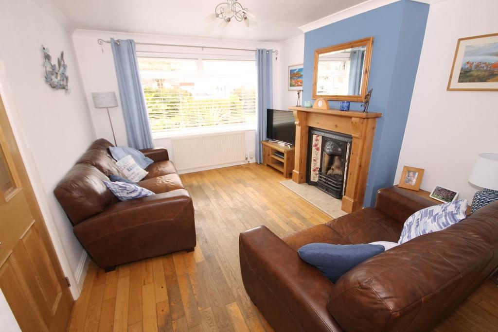 Elizabeth Way, Seaton Carew, Hartlepool 3 bed semidetached house £