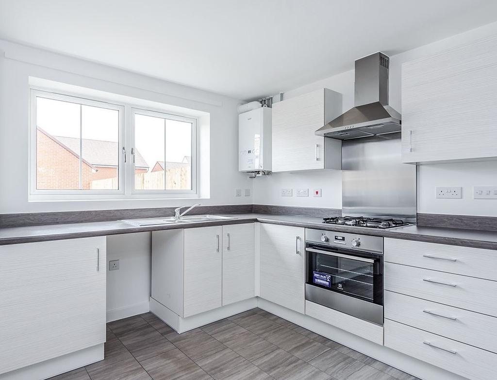 Olney Road, Lavendon, Lavendon, MK46 2 bed semidetached house £128,250