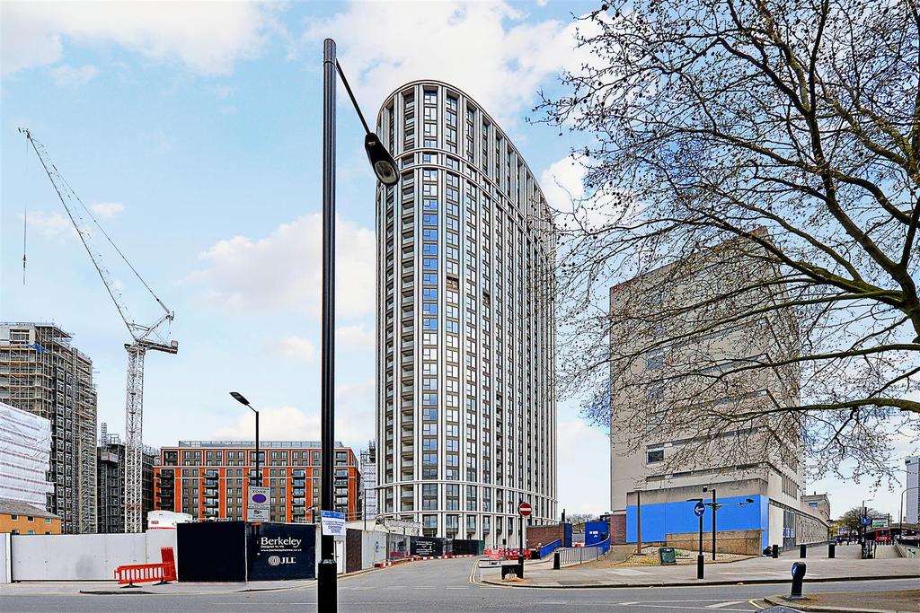 302-Westmark-Tower-15.JPG