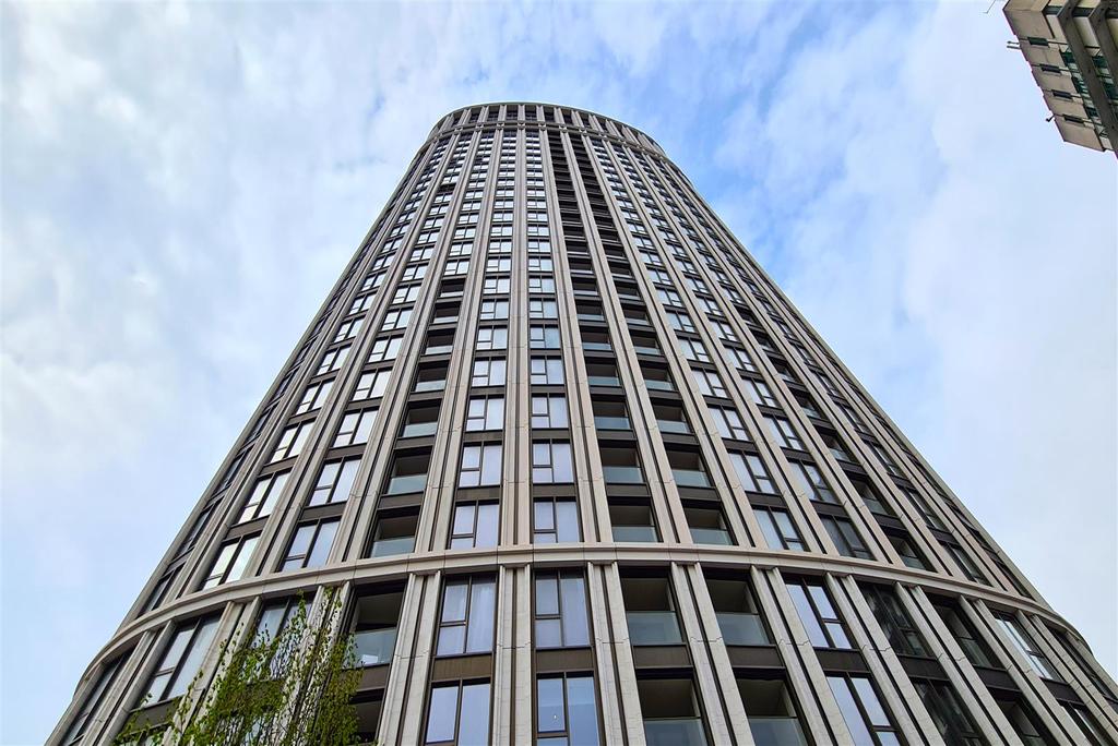 804 Westmark Tower, (2).jpg