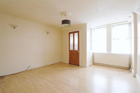 69 Erith Road, Bexleyheath, DA7 6BS