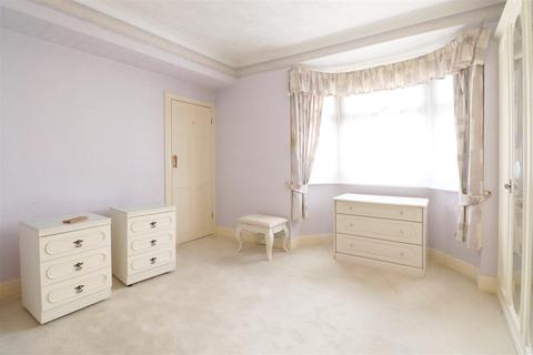 6 Somersham Road, Bexleyheath, DA7 4SA
