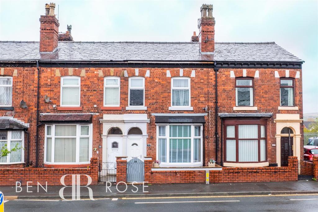 Bolton Road, Chorley 3 bed terraced house £139,995