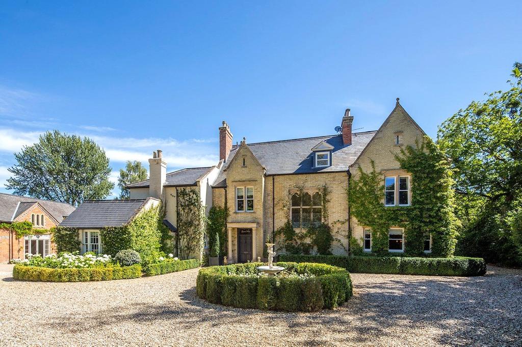 Monk Sherborne, Tadley, Hampshire, RG26 7 bed detached house for sale