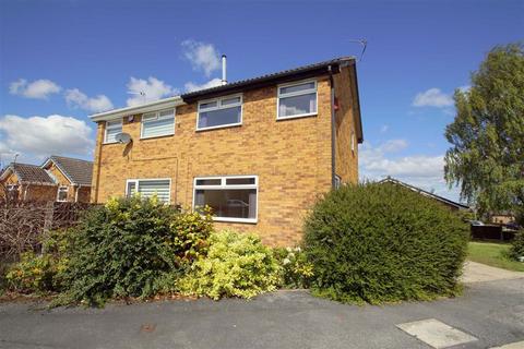 12 Barnard Way, Leeds, LS15 8UX