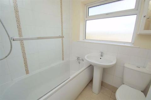 12 Barnard Way, Leeds, LS15 8UX