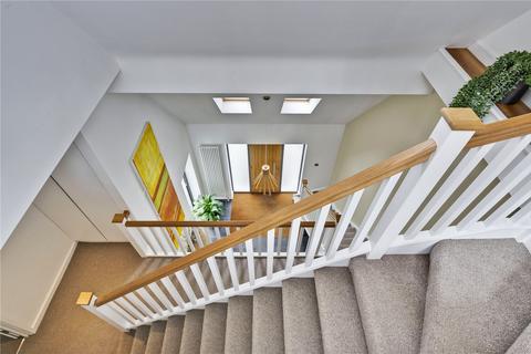 34 Beaconsfield Road, Claygate, Esher, KT10 0PW