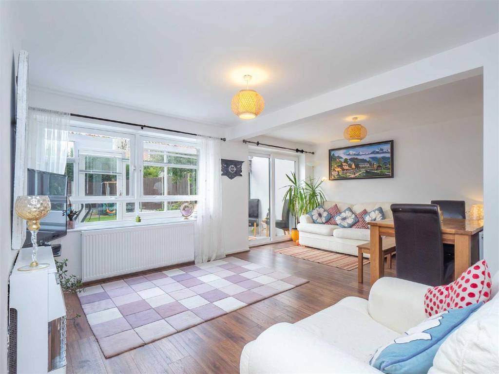 Wentworth Road, Harborne, Birmingham 3 bed semidetached house £425,000