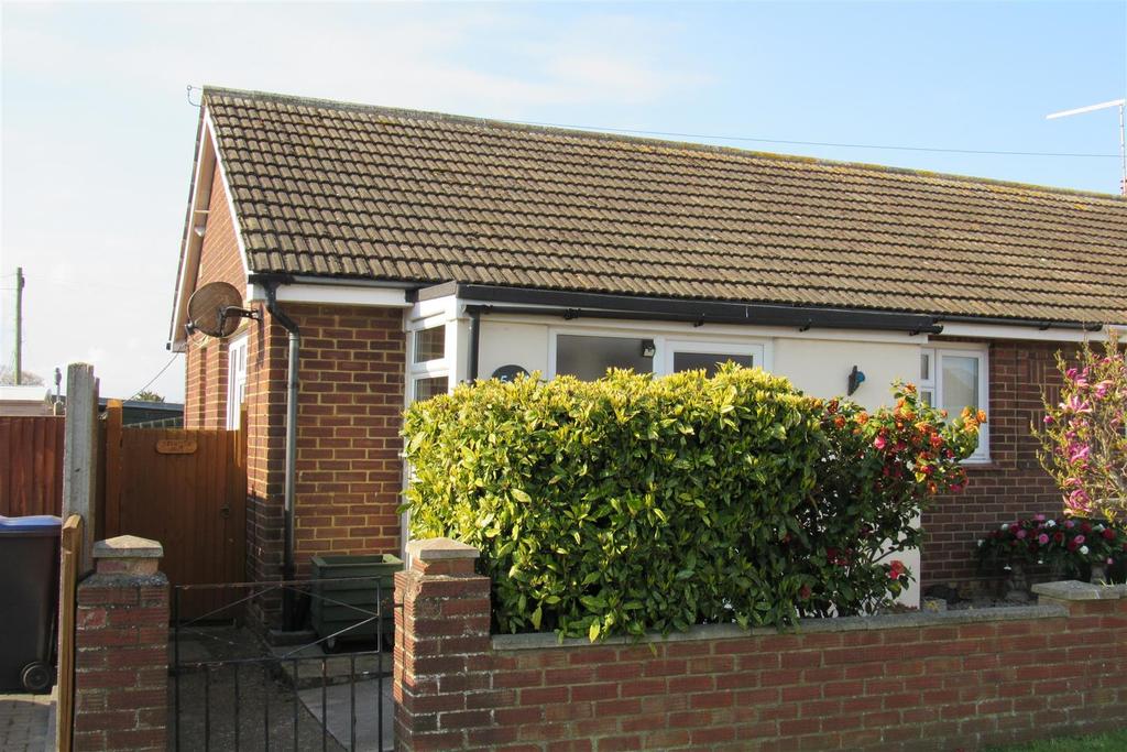 Bentley Avenue, Herne Bay 2 bed bungalow £295,000